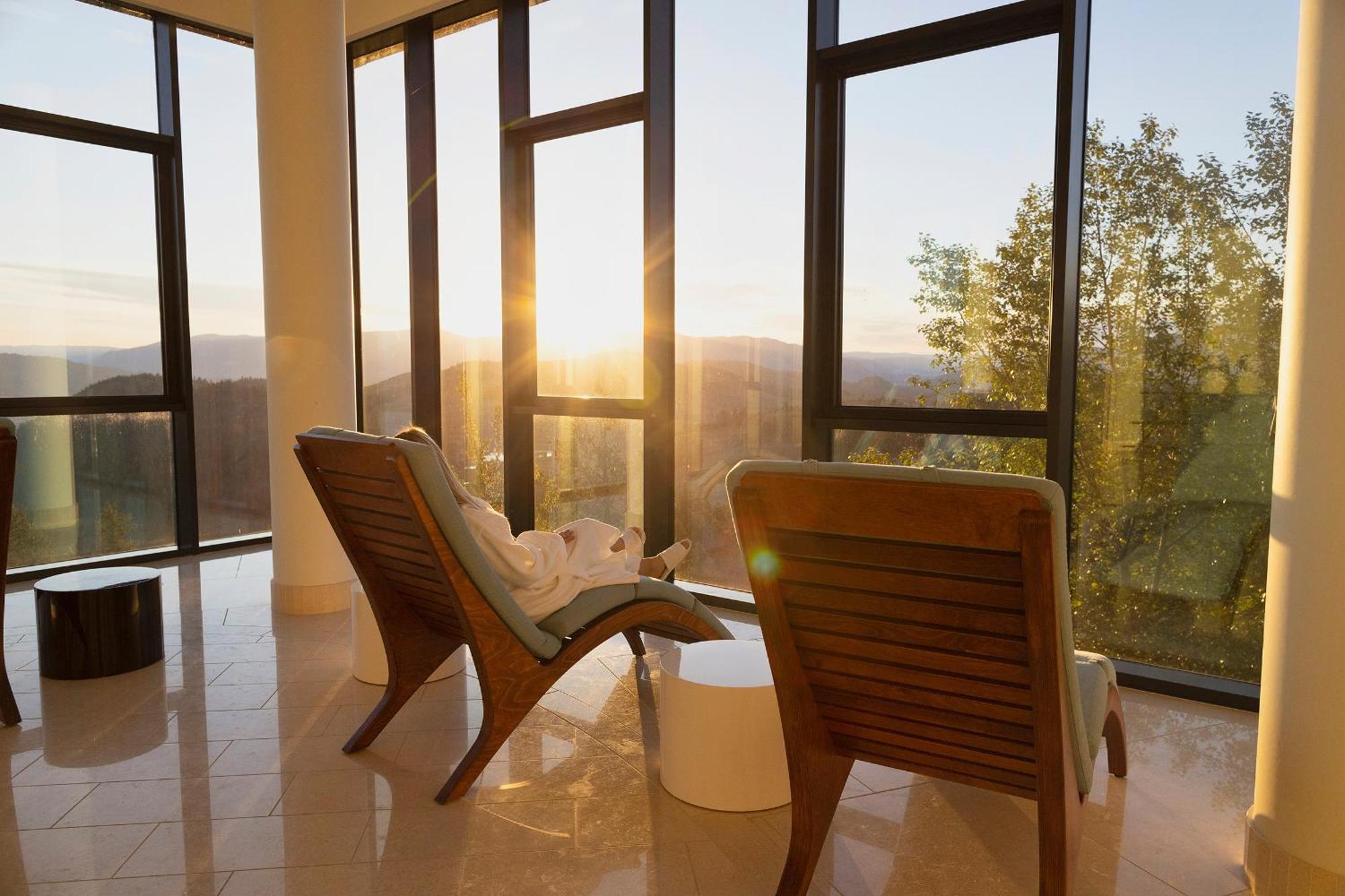 Sparkling Hill Resort And Spa - Adults-Only Resort Vernon Kültér fotó